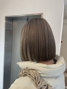 アヴァンスアンス 広島袋町店(AVANCE.ens) ブリーチとベージュカラー