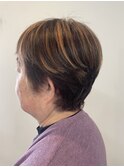 上品なシニア世代のハイライト