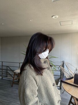 リバレッジ 広尾(Leverage) 大人海外セミロングレイヤー：Maho Toda