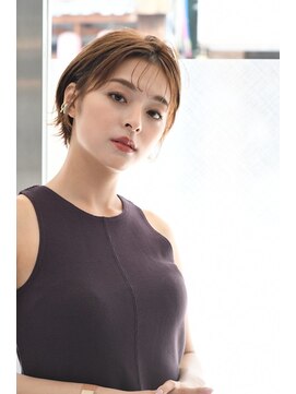 アース 調布店(HAIR & MAKE EARTH) シースルー前髪の耳掛けショートボブ