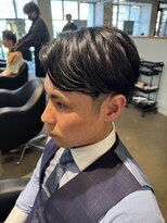 ホル(HOL) ナチュラルパーマ×７：３