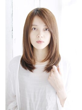 シュシュット(chouchoute) レイヤーカットウェットヘアデザインカラーオリーブベージュ/054