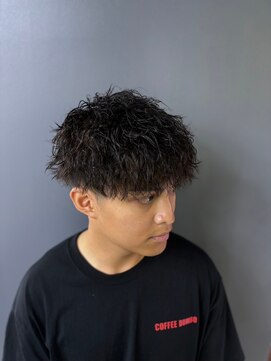 グリーディーフォックス 三軒茶屋(GreedyFOX) 三軒茶屋波巻き/マッシュパーマ/ウルフ/ハイライト<理容室>