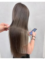 ロイド(Lloyd)&nbsp;【Lloyd大宮】ブリーチ無しミルクティーグレージュ×髪質改善