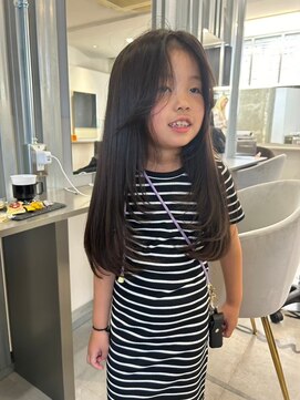 キング(K!ng) 縮毛矯正髪質改善ハイライトレイヤーカット枚方美容室エクステ