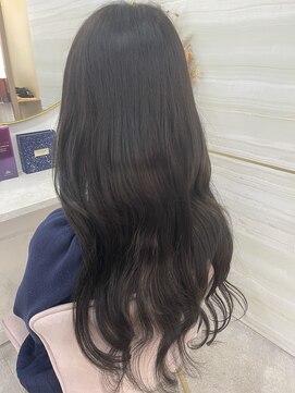 エルバイラビス 大宮(elu by lovis) 《三宅悠斗》オリーブベージュ/艶髪/大宮