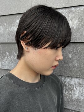 ヒュイル バイ ニアウ(Hwyl by Niau) メンズマッシュセンターパートスパイラルパーマニュアンスパーマ