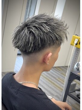 ストゥー(StueW.) メンズショート