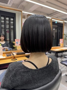 首元すっきり丸みボブ！