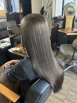 インデペンデンス(independence) 【四条烏丸】ブリーチなしでオリーブグレージュ×髪質改善