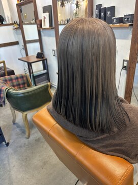 アイノベル(‘Inovel’) カット+ケアカラー+トリートメント