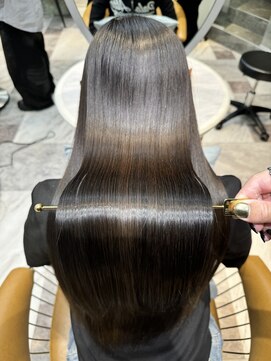 ロンド ロビン 栄(Lond robin) 縮毛矯正/髪質改善/艶カラー/韓国/レイヤー