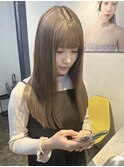 透明感たっぷり♪ブリーチ1回で作る柔らかグレージュ◎