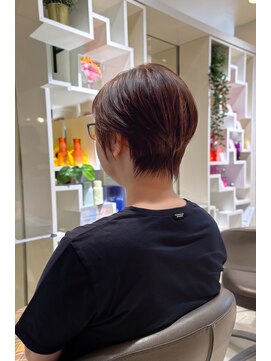 クラメール 黒崎コムシティ店(Kraemer) くびれショート×アッシュブラン