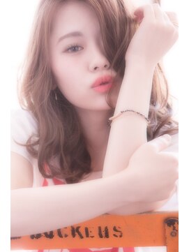 ヘアーサロン ラ シュシュ(HAIR SALON La chou chou) 技ありのアッシュベージュブラウンのミディアムスタイル