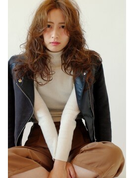 アルファレイズゼロ(alphareiz zero) センター分け大人ロング