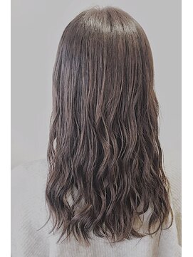 レセ 新松戸駅前店(Laissez) ナチュラルロングヘア【レセ新松戸駅前店】