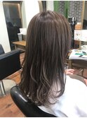 大人かわいいコバルトアッシュ