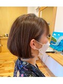 内巻きミニボブ