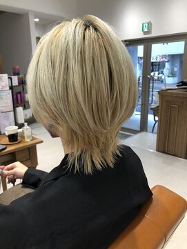 ネイロ 錦糸町(NeiRo) ボブカーキグレージュマッシュショート大人かわいい