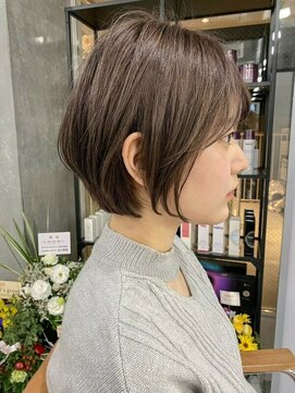 カルテット(Quartetto) ショートボブ/ハイライト/ケアブリーチ/白髪染め[八王子駅]
