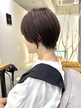 ルイス 宝塚(Luis) 大人可愛い20代30代40代小顔　ラウンドショート