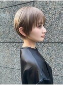 丸みショート/大人可愛いワイドバング美髪イメチェン
