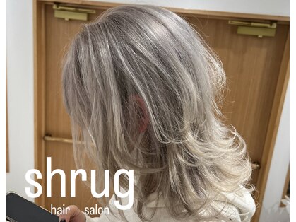 シュラッグ(shrug)の写真