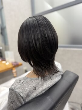 リアナ 豊洲(Reana.) 中性ウルフカット