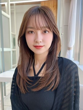 ラルユー 金山(LallYou) 20代に人気！顔周りの後れ毛がかわいいシャギーレイヤーロング