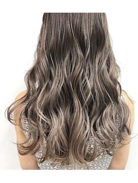 アディション 渋谷(ADITION) 【ADITION渋谷】バレイヤージュ外国人風グレージュカラー