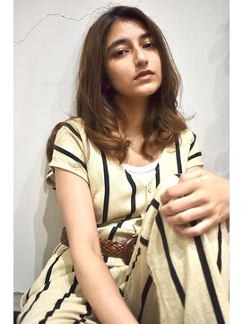 ブゾン(buZon) 【buZonブゾン】高田馬場くせ毛風グレージュ