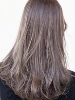 ケアリー 武蔵小杉(Carelly)&nbsp;前髪かき上げイメチェンイヤリングカラーラベンダーカラーくびれ