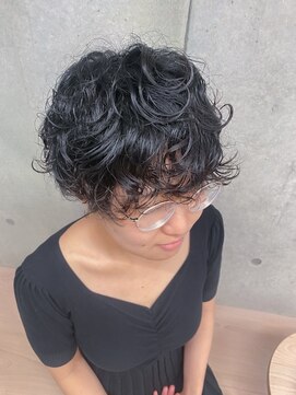 エウペ 渋谷(WEUPE) 斜めバング/グレージュカラー/デザインカラー/シルキーベージュ
