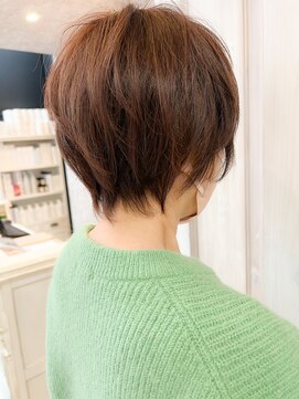 キャアリー(Caary) 福山キャアリー小顔補正立体カットショートヘア　ショートボブ