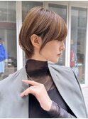 30代40代50代/丸みショート/クビレ/前髪あり/ブラウン/表参道