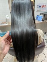 コワファースト長崎シャンプーボーイ 2nd(COIFF1RST 長崎 SHAMPOO BOY)&nbsp;髪質改善！長崎で叶える美髪縮毛矯正