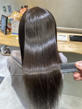 フェリア 松山(Feria) 【Feria松山】髪質改善ストレート☆本宮