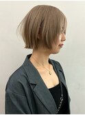ハイトーンカラー外国人風ボブ切りっぱなし外ハネナチュラルボブ