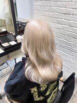 ネオリーブアオバ 高田馬場店(Neolive aoba) ハイトーンカラーで仕上げたインナーカラーレッド