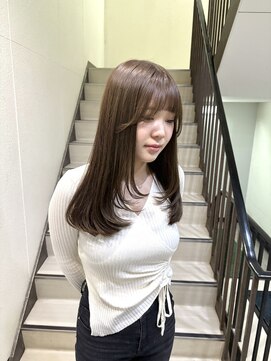 シック(chic.) アッシュブラウンベージュ/レイヤーカット/ブリーチなし透明感