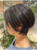 ショートボブ