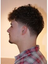 グラッシー(GLASSY)&nbsp;スペインカール/テーパーフェード/スパイキーベリーショート