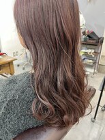 レイリー(LAiLy)&nbsp;ロングヘア　ボルドーカラー　巻き髪