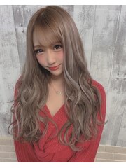 伊藤桃々ちゃんハイライトグレージュ