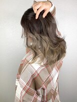 アルティナ(artina)&nbsp;ミルキーベージュ×インナーカラー【artina町田】