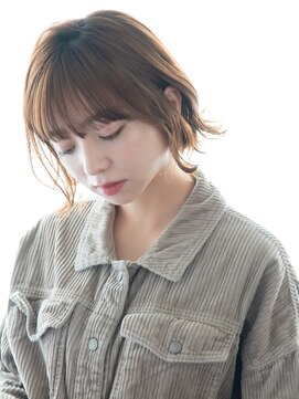 ヘアーサロン ラフリジー(Loufreasy) アディクシーカラー透け感アッシュ×切りっぱなし外ハネミニボブ