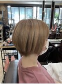首元スッキリショートボブ・ハイトーンイエロー【池袋/大村】