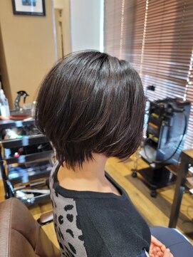 ラン(RUN) 大人女子のイメチェンヘア~ショートボブ~