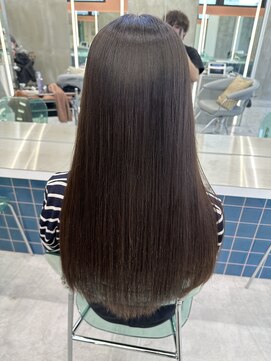 ロンドルーチェ 心斎橋(Lond luce) ダークアッシュ/ミディアムレイヤーカット［髪質改善/縮毛矯正］